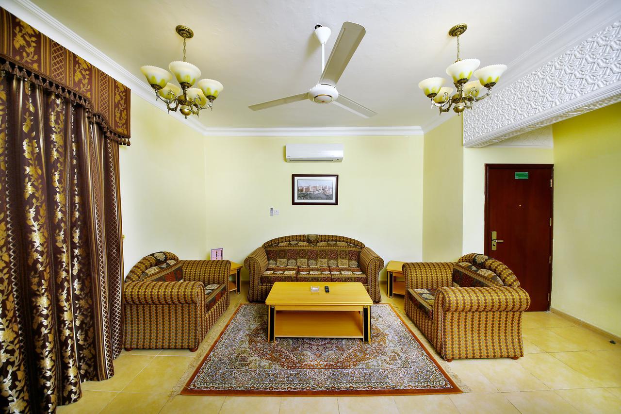 Muscat International Hotel Eksteriør bilde